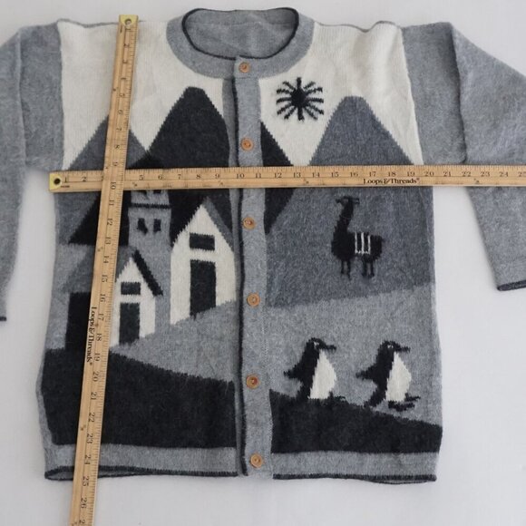 Vintage White Grey Landscape Penguin Alpaca Wool Button Up Cardigan Sweater M - Picture 4 of 11